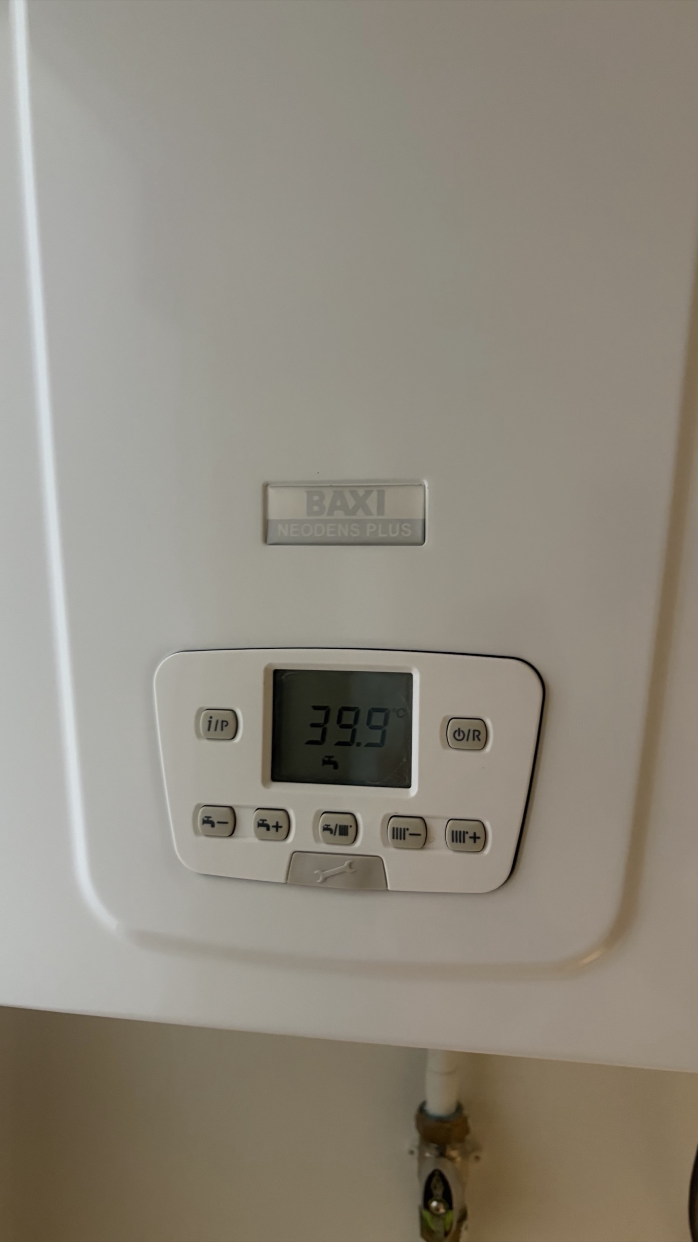 Boiler display showing 39.9 degrees while heating water after repressurizing